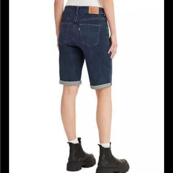 Levi’s denim Bermuda shorts, size 29 - Picture 2 of 2